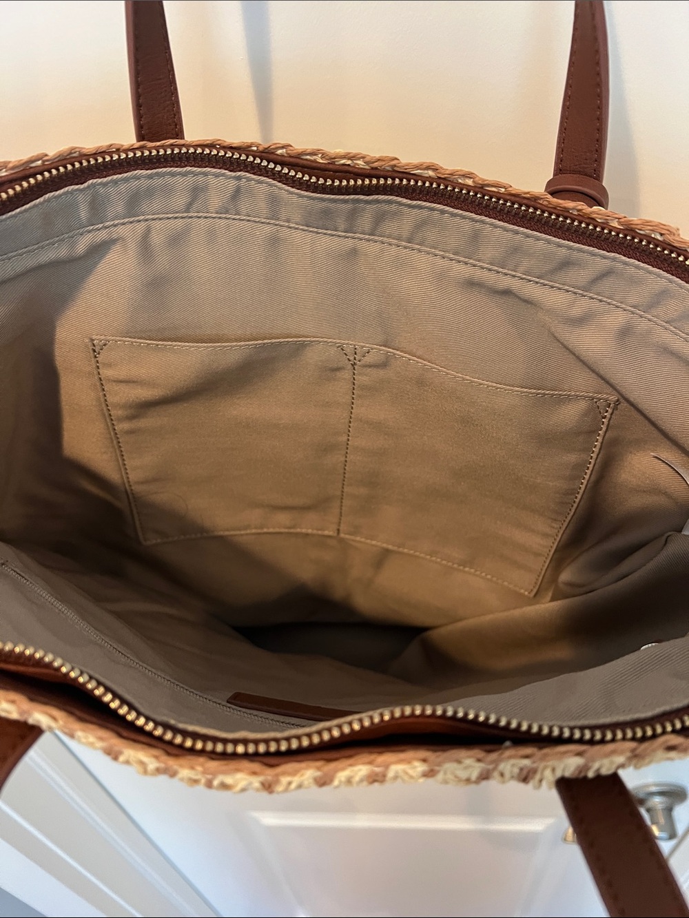 Talbots Faux Leather Trim Zip Top Paper Straw Tote - Picture 5 of 7